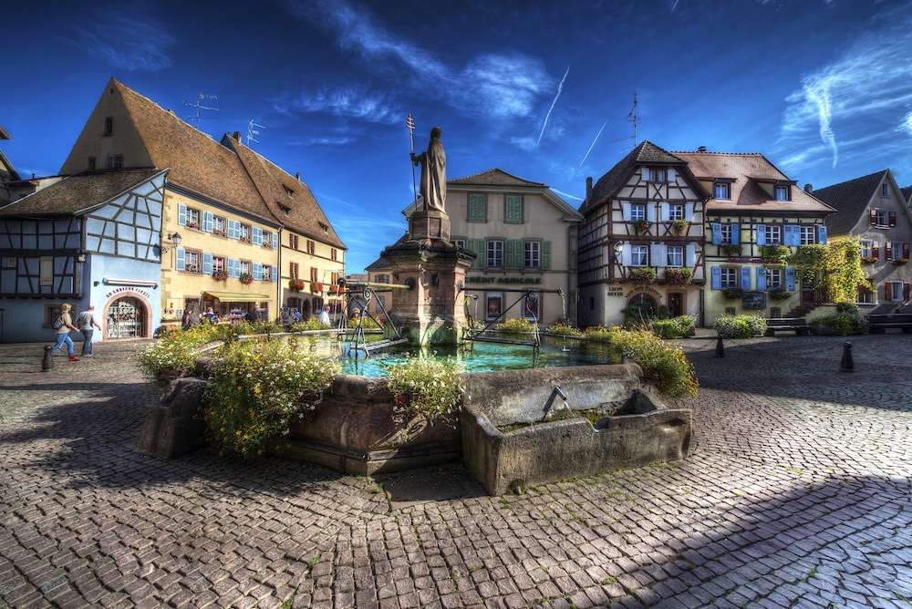  Eguisheim, Alsace 