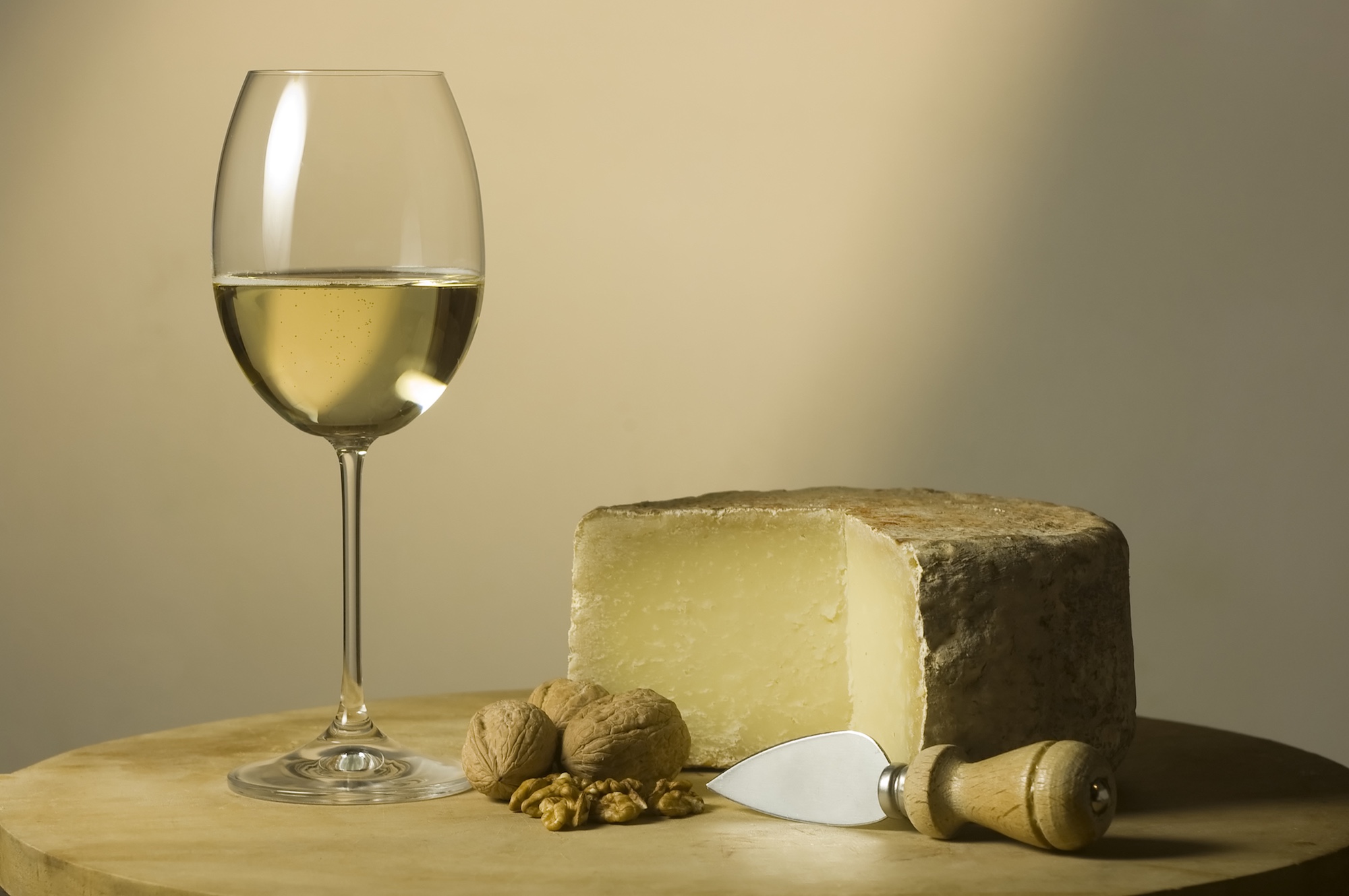 Italian White Wine w/ Parmesan Cheese Wheel