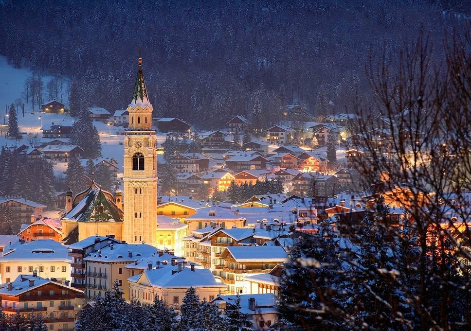  Cortina at Night 