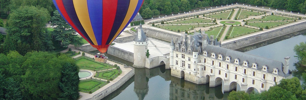  Ballooning over Chenonceau Castle 