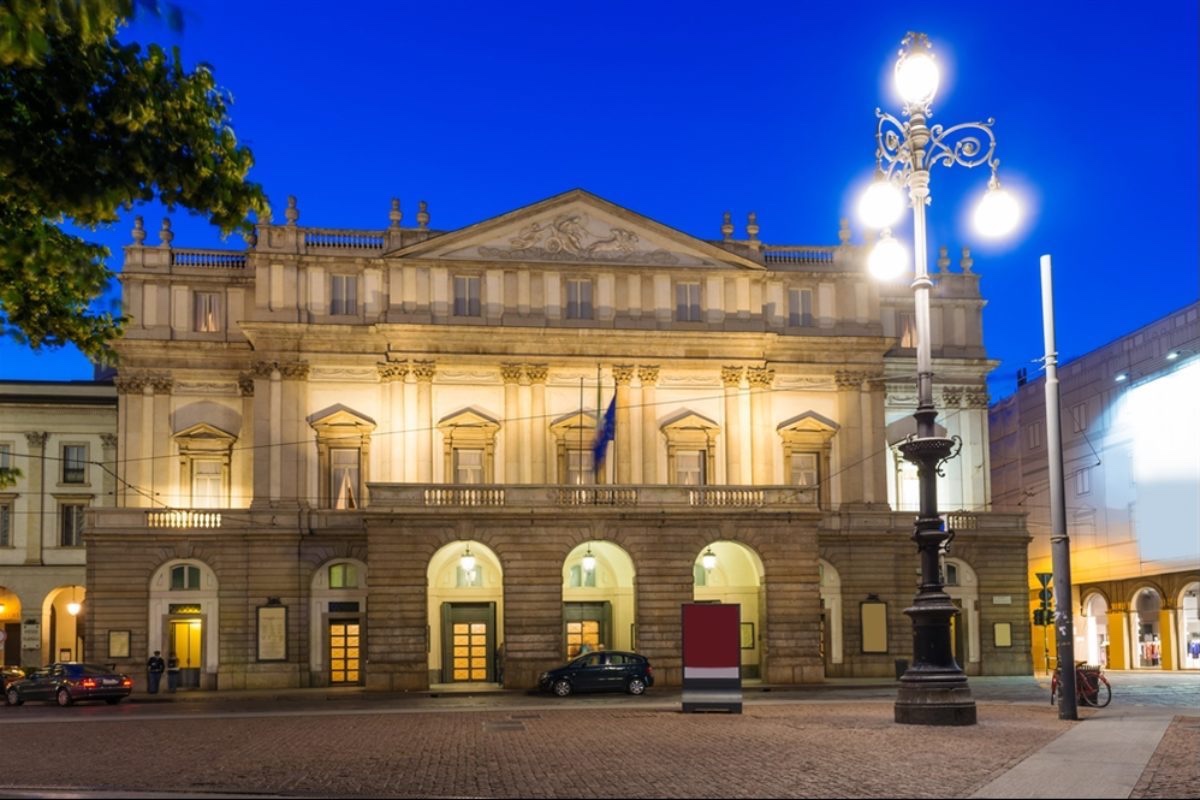  La Scala Opera House 