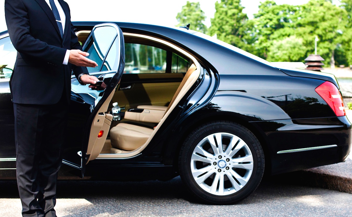  Chauffeured Services 